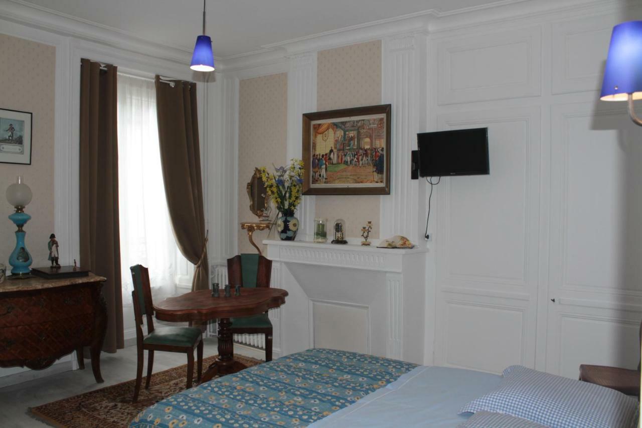 Les Unelli Hotel Cherbourg-en-Cotentin Exterior foto