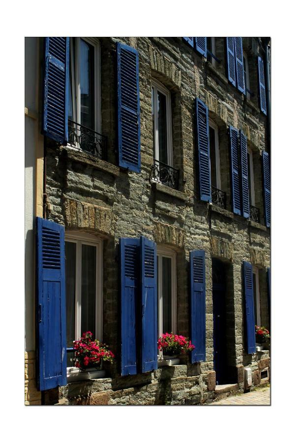 Les Unelli Hotel Cherbourg-en-Cotentin Exterior foto